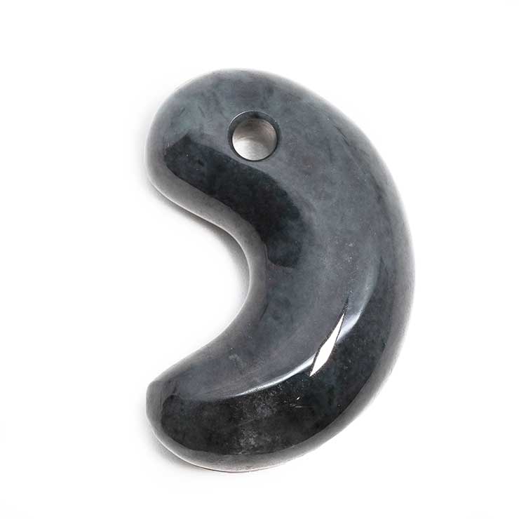 【一点もの】勾玉 糸魚川翡翠 黒 35mm【鑑別書付き】 写真