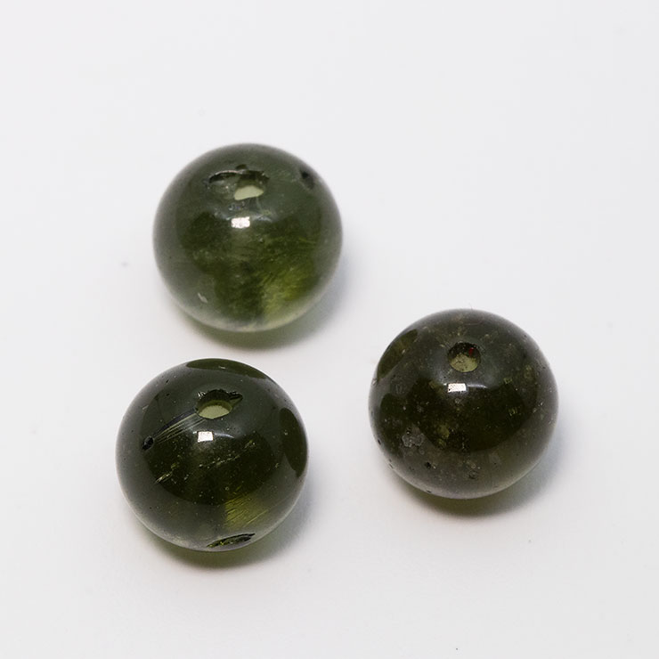 【粒売り/バラ売り】モルダバイト8mm（訳あり） 写真